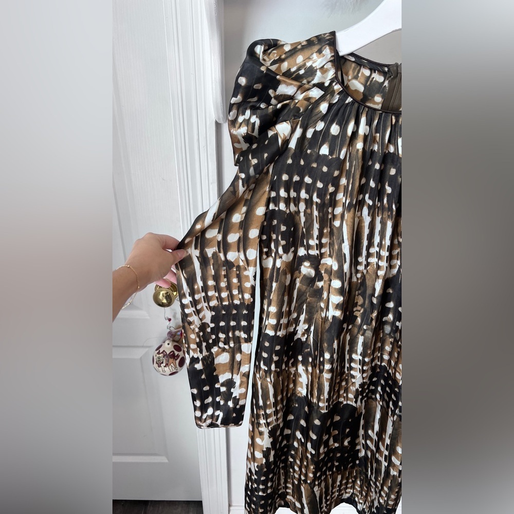 FINAL PRICE Apart Chic  Dress - Picture 2 of 7